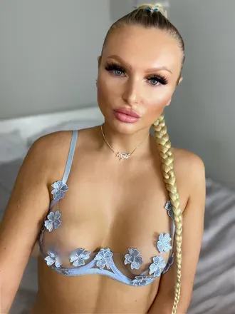 @romanyquinnx