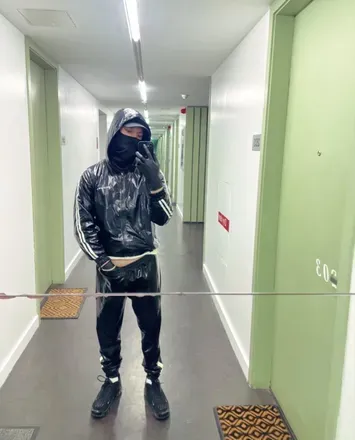 @rubber-scally