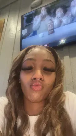 @yellassworlddd