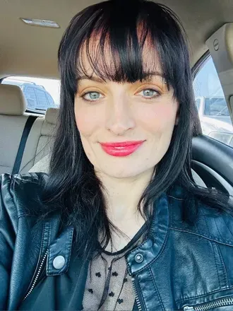 @charmingchels11