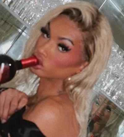 @venusthadoll