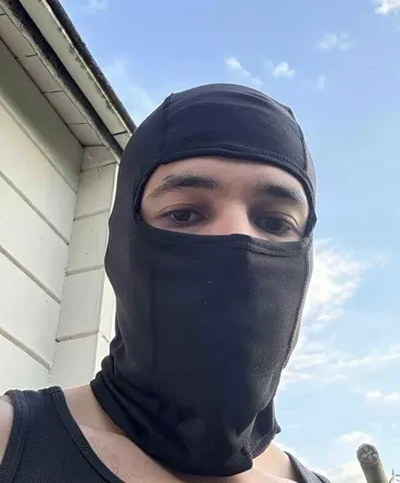 @sadboi.ninety5