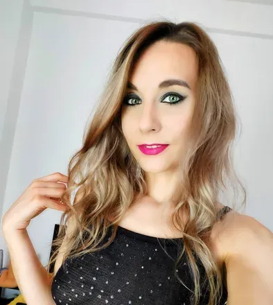 @adelinefree