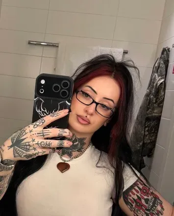 @lydiarains