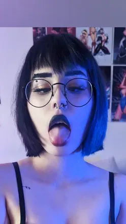 @maxieliciouss