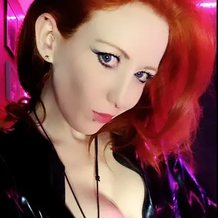 @mistresskimberlycrimson