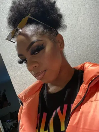@luvelishia