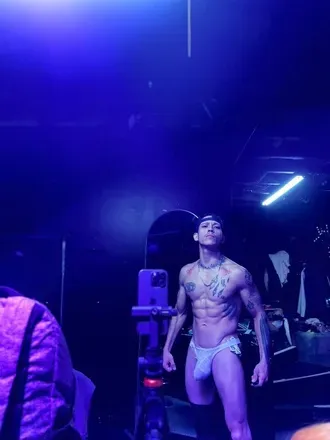 @paulplayboy