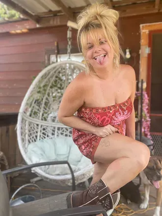 @nakedmoonmomma