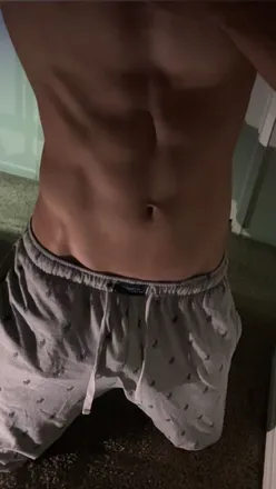 @yourstr8boi