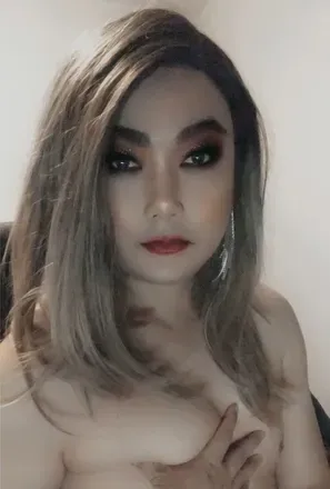 @sexycrossdresser