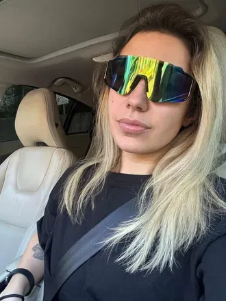 @curvydreamjade