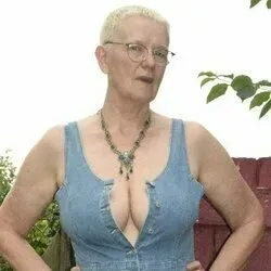 @tiffany04365695