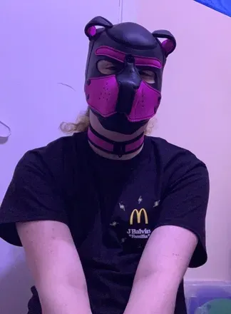 @candylovingdoggo