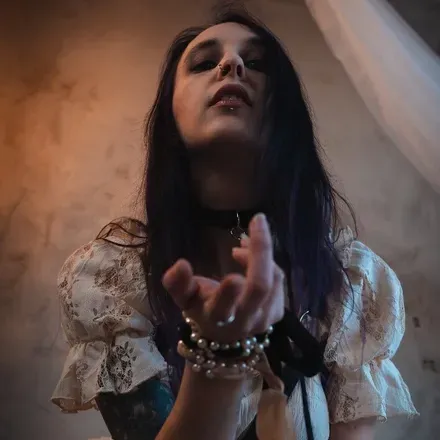 @abysmal.siren.vip
