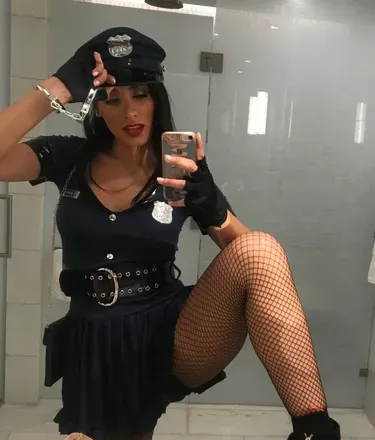 @nicole-222
