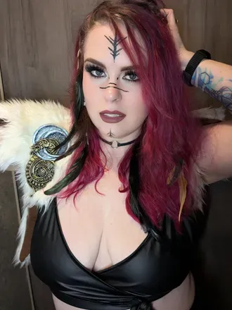@scarlet.peach