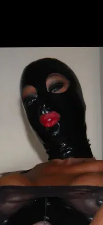 @sexylipsandhips