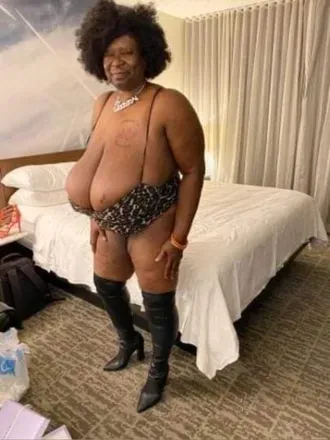 @bigbustyvanessa1