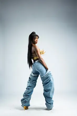 @callmefoxxxy