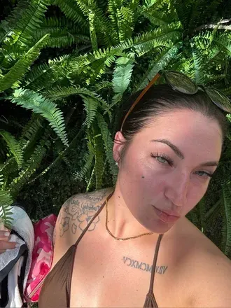 @midgetbtch