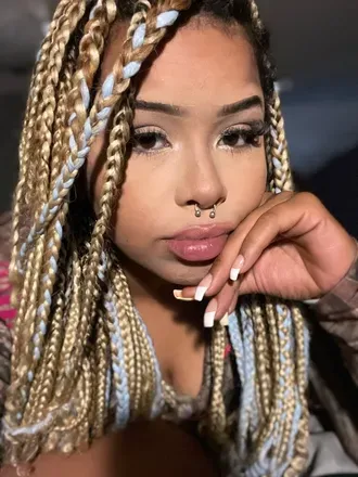 @theprettygirlmia