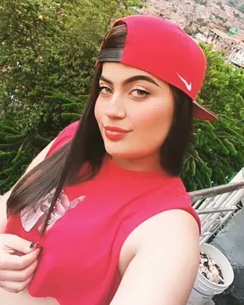@tifany_bella