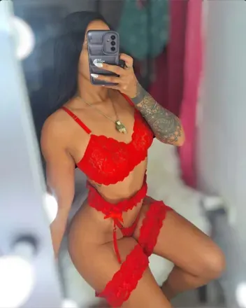 @spicy.brunette