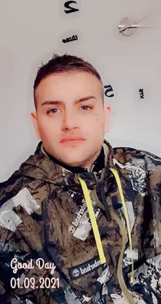 @u221885326