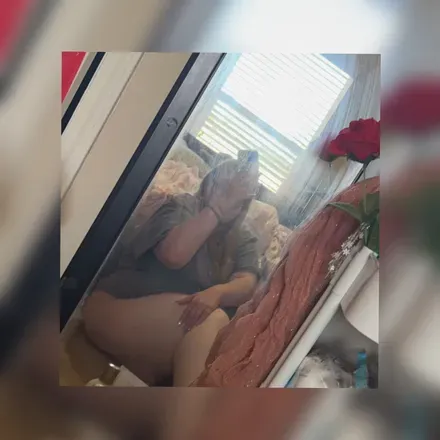 @violetttdell
