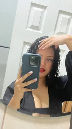 @rossieft