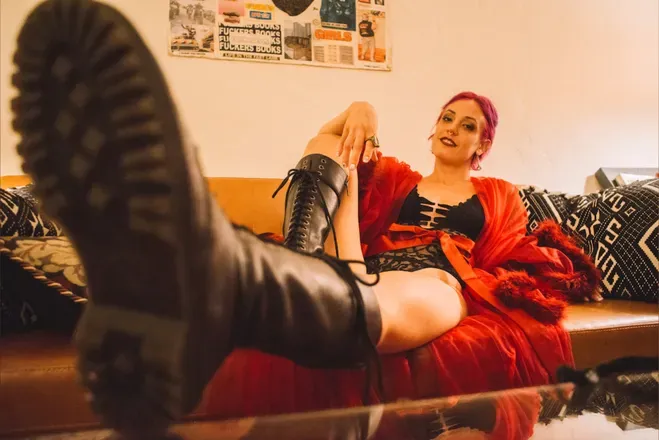 @sensualiteaqueen