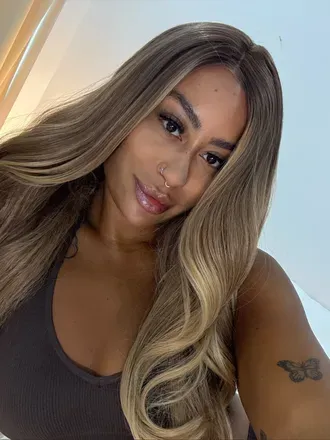 @ebonyfoxx_xo
