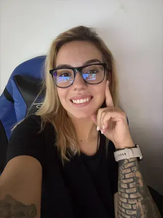 @curvydreamjade