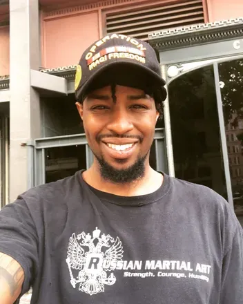 @survivewithjarris