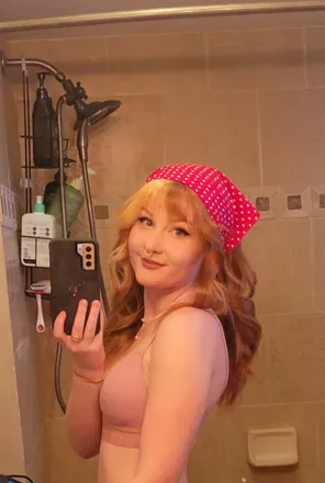 @red.head.redemption