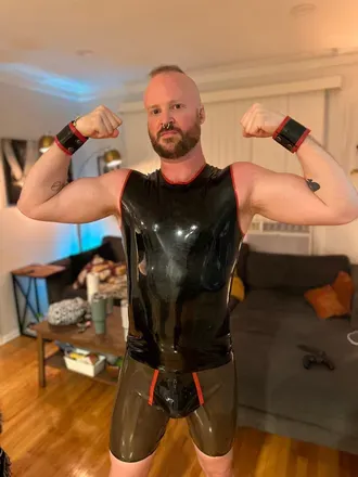 @slutpuppy88