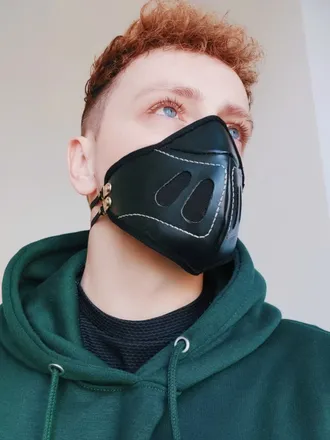 @ropeandrubber