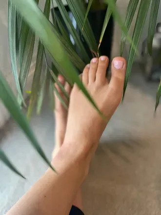@kissyfeetys