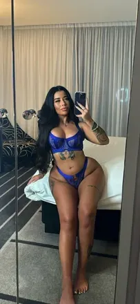 @evielauraa