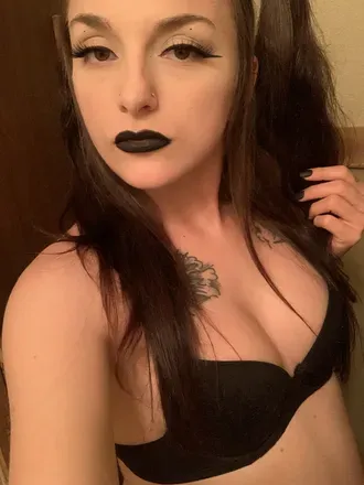 @tripbabe
