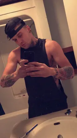@crazy.white.boy