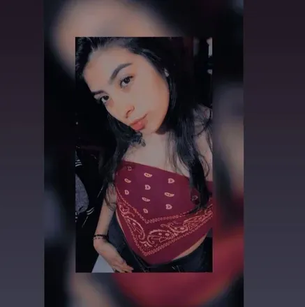 @daniistrawberry
