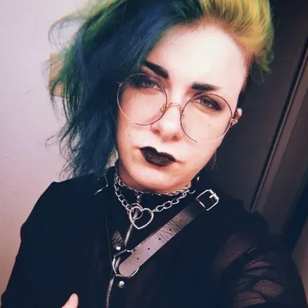 @demon_milk