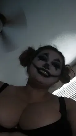 @xhallo_weenx