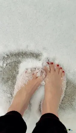 @u548247785