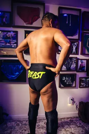 @wrestlingbudd