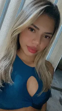 @liazinhabb