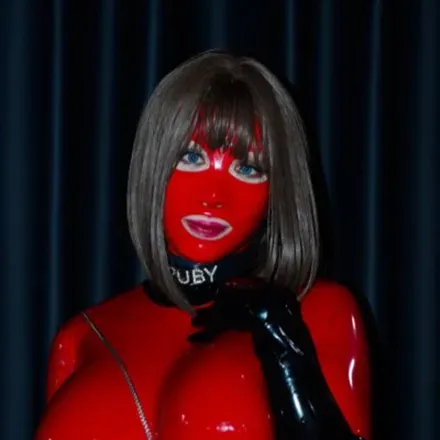 @latexrubydoll