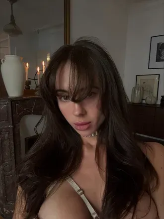 @tits.and.big.clits